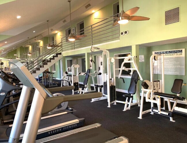 Foto del edificio - 1401 Village Blvd