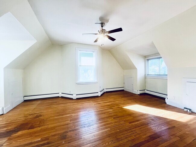 Building Photo - 577 Highland Ave