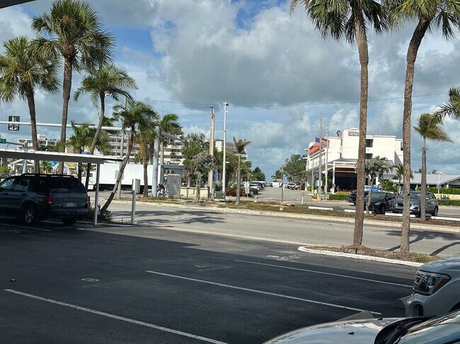 Building Photo - 6161 Gulf Winds Dr