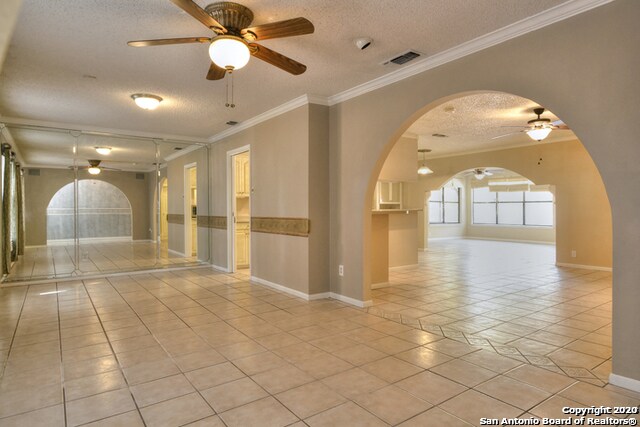 Building Photo - 5547 Merkens Dr