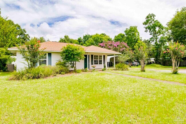 Foto del edificio - 2600 Pandora Pl