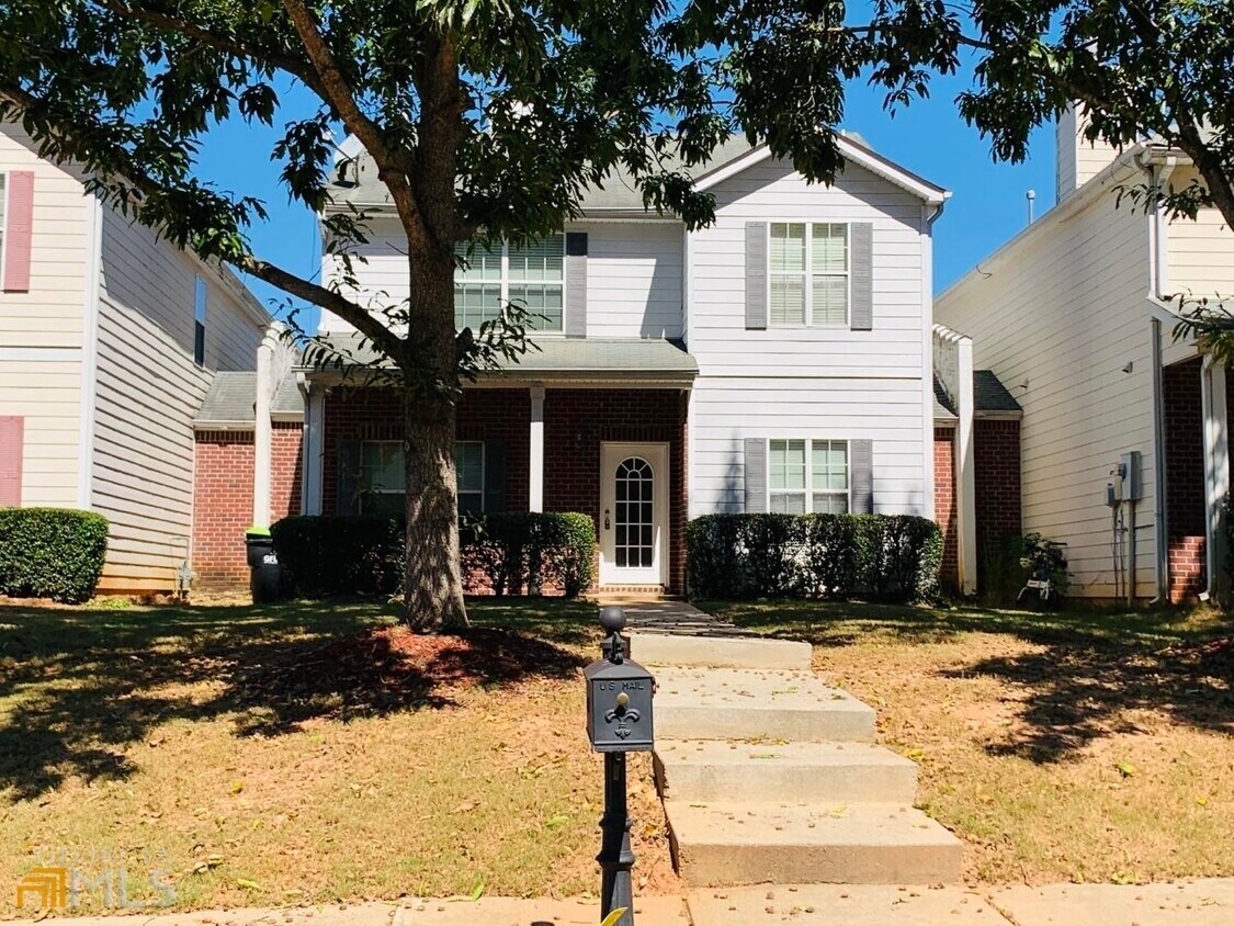 Primary Photo - 221 Southwind Ln