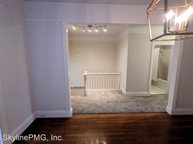 Building Photo - 2 br, 1 bath House - 3023 Baker Street