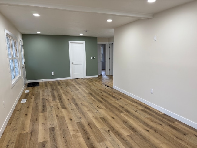 Foto del edificio - 191 Washington St