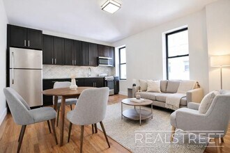 Building Photo - Magnificent 1 Bed PH Across the St from Prospect Park!
