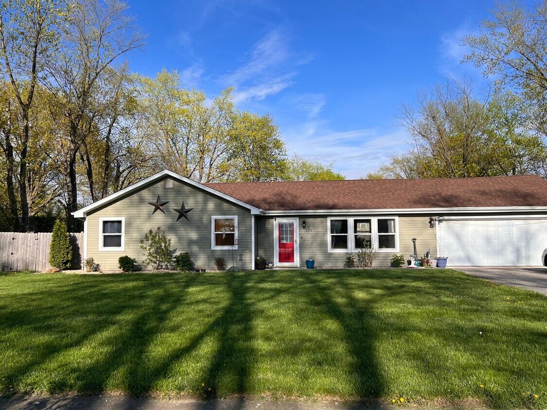 Primary Photo - 1108 Karner Dr