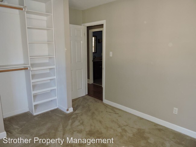 Building Photo - 4114 Dellwood Dr
