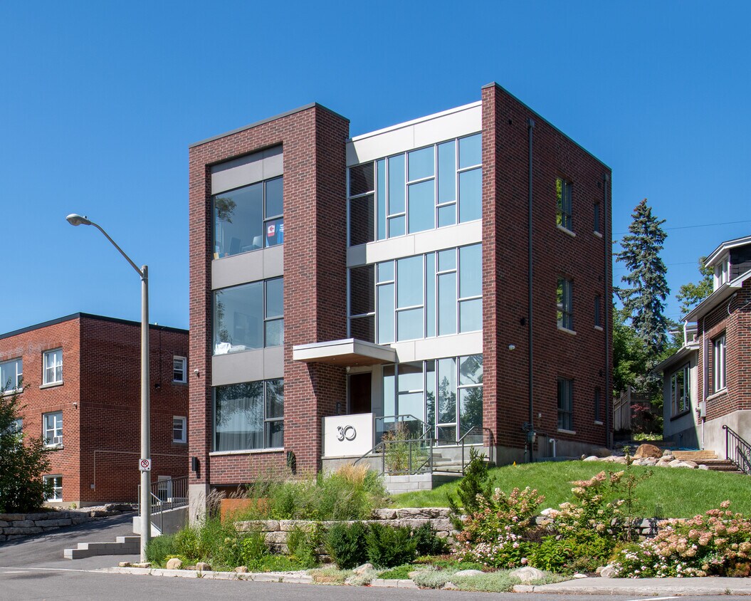 30 Chapleau Av, Ottawa, ON K1M 1E2 Apartments 30 Chapleau Av Ottawa