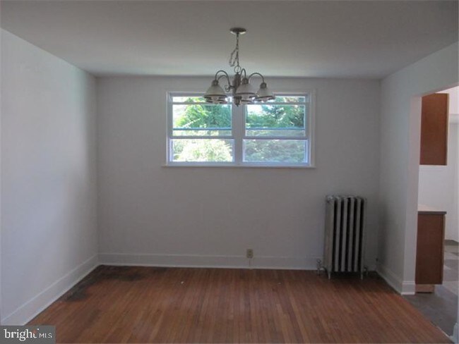 Building Photo - 126 Woodbine Rd