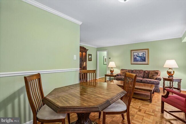 Foto del edificio - 10513 Weymouth St