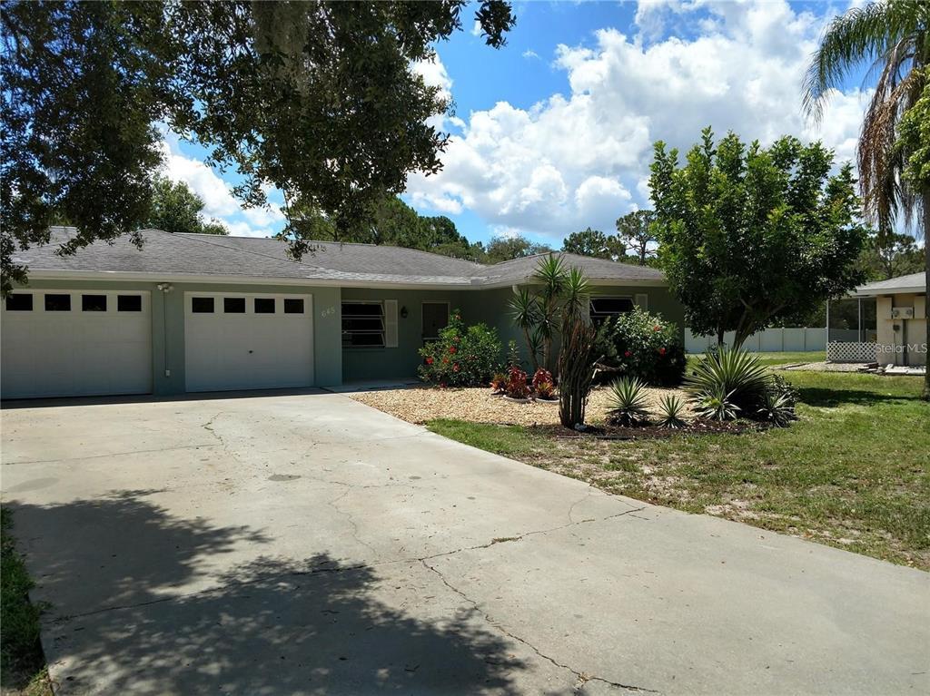 Foto principal - 645 Harvey St