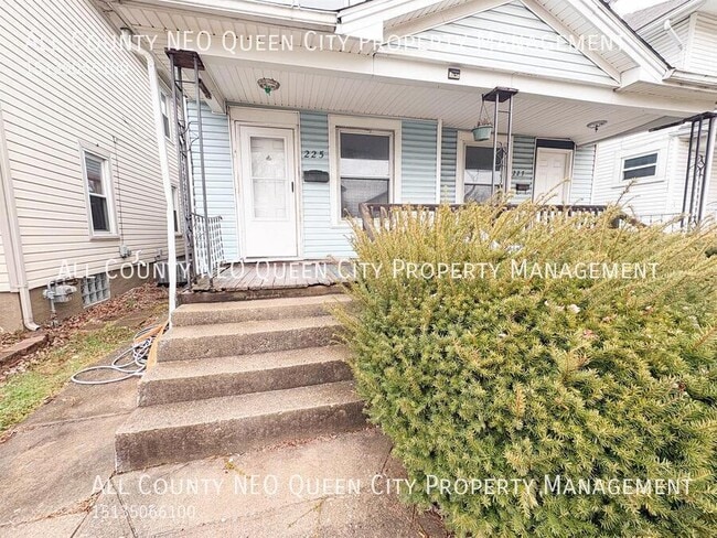 Photo - 225 Pleasant Ave Apartment