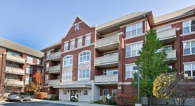 Building Photo - 77 N Quentin Rd