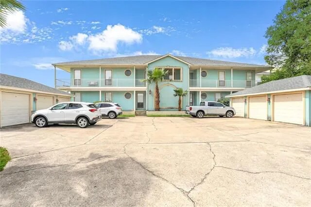 Building Photo - 951 Marina Dr
