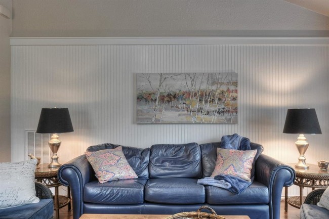 Building Photo - 10615 Serenity Sound