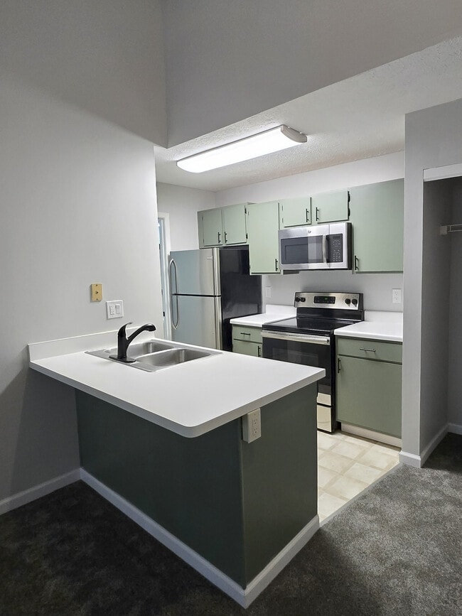 Building Photo - Bairsford Place Apartments