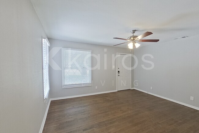 Foto del edificio - 508 W 8th St