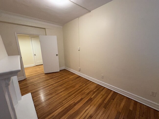 Interior Photo - New King Edward Apartments