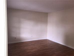 Building Photo - 394 Promenade Ct