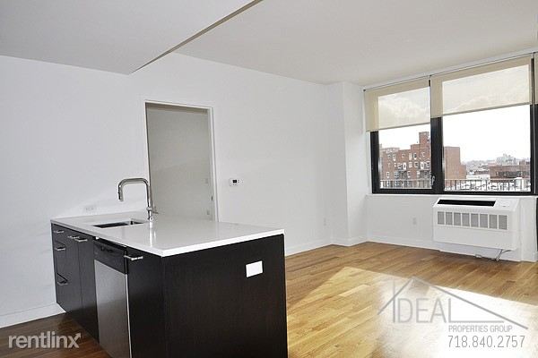 Building Photo - 318 Bergen St