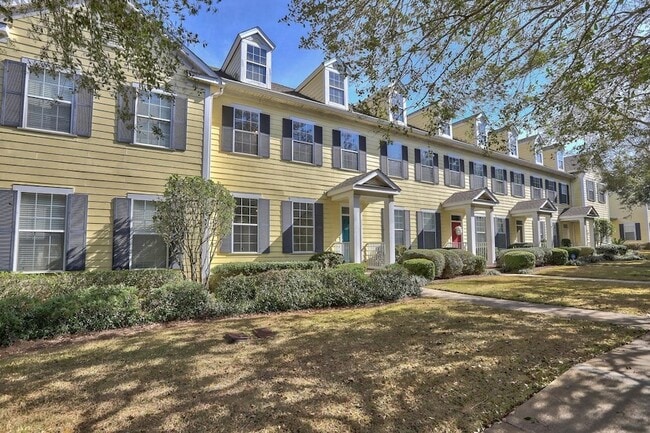 Photo - 3979 Four Oaks Boulevard Townhome