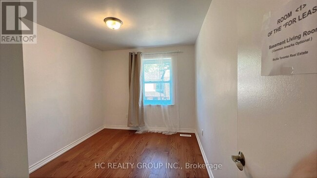 Building Photo - 2061-2061 Bridletowne Cir