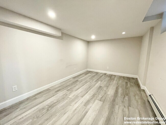 Foto del edificio - 130 P St