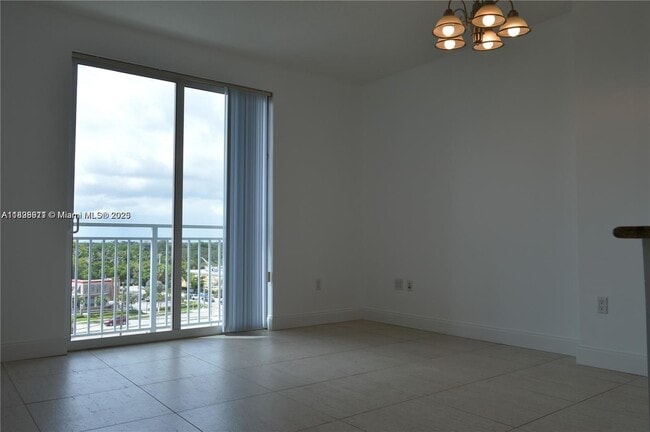 Foto del edificio - 7275 SW 90th Way