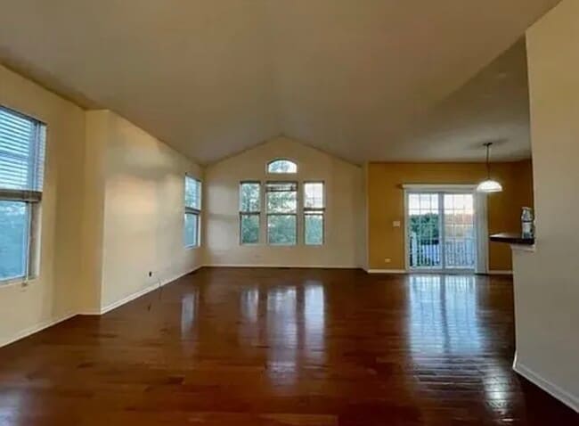 Building Photo - 4258 Central Park Ln