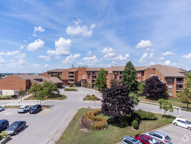 Photo du bâtiment - Parkview Village