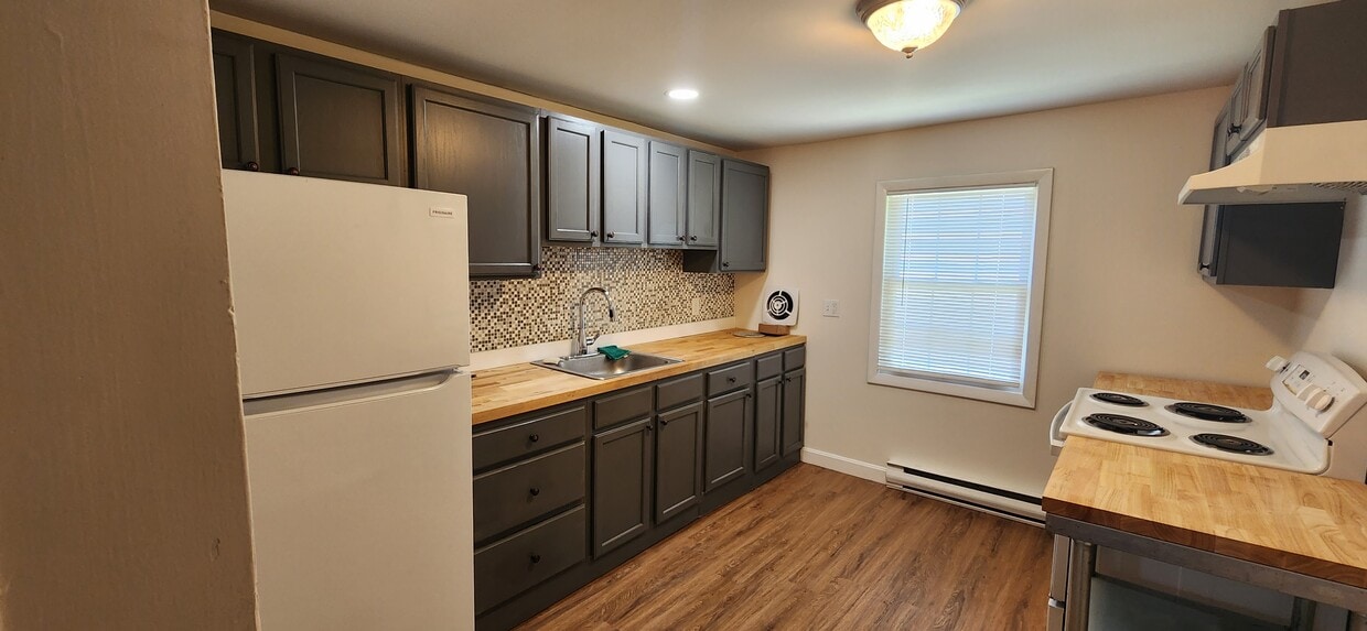 Photo - 120 Gallup Hill Rd (Ledyard, CT)