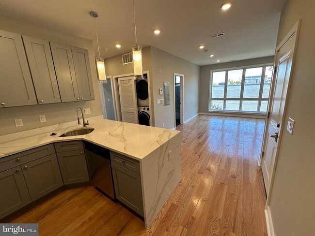 Foto del edificio - 914 W Susquehanna Ave
