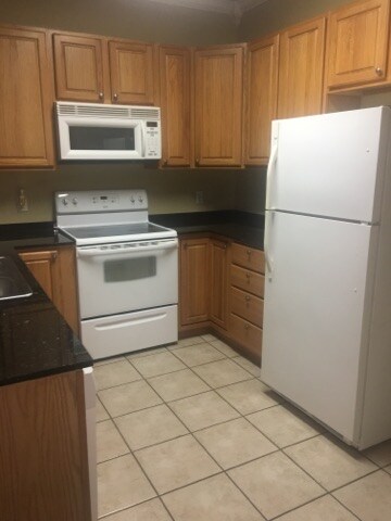 Building Photo - 1401 Bagby