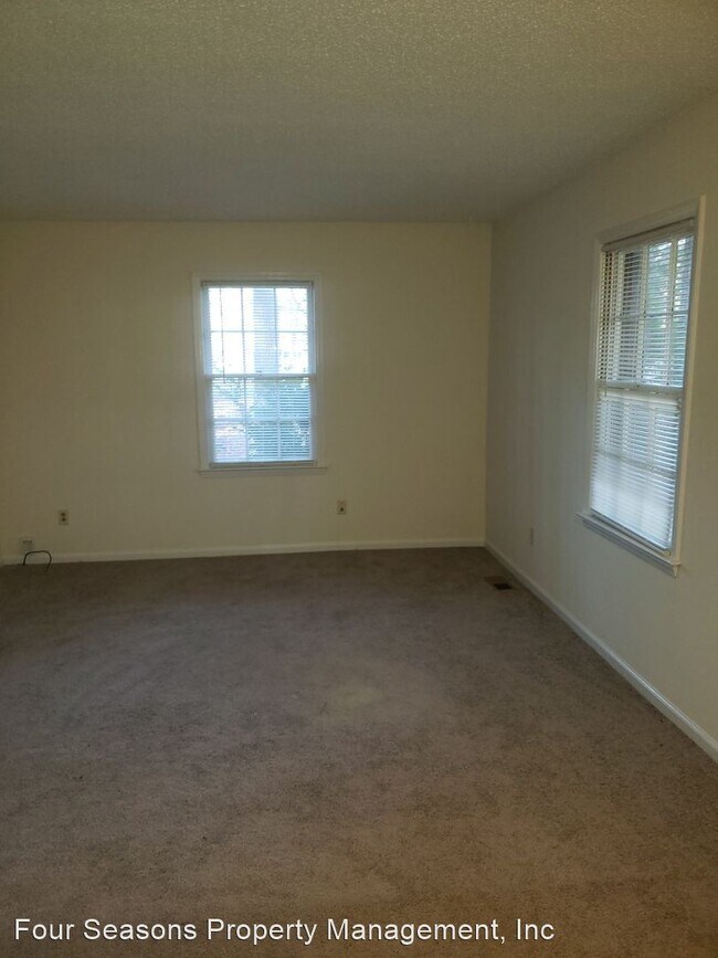 Foto del edificio - 2 br, 1 bath House - 1061 Pineborough Road