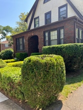 Building Photo - 100 Van Buskirk Rd