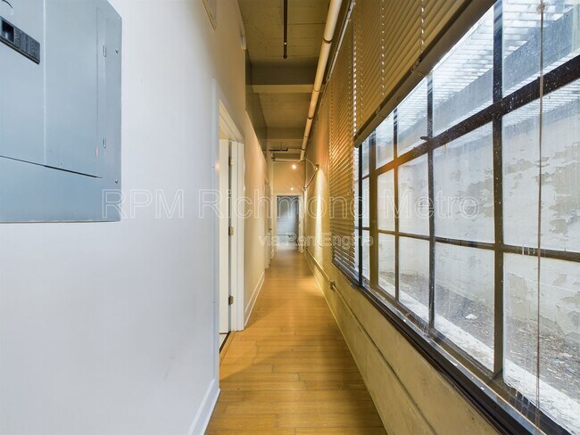 Foto del edificio - 815 Perry St