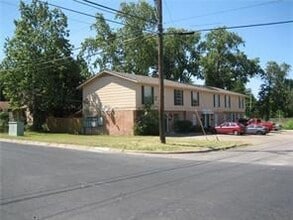 Building Photo - 5200 Lancaster Ct