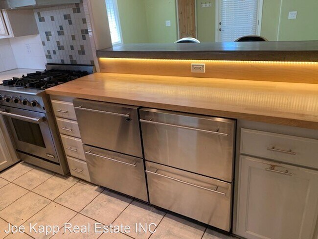 Foto del edificio - 2 br, 2 bath House - 339 W Oak View Ave