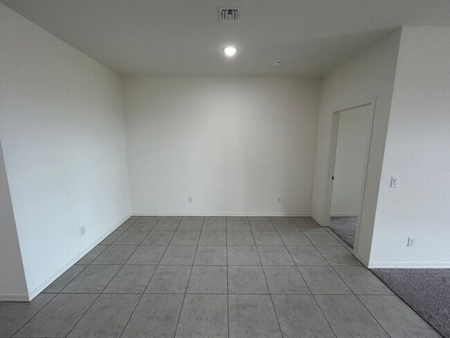 Building Photo - INCREDIBLE BRAND NEW HOME THAT BACKS THE P...