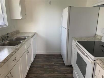 Kitchen - 2503 W 10th St