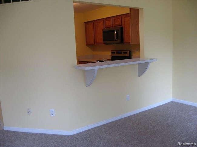 Foto del edificio - 27820 Reo Rd