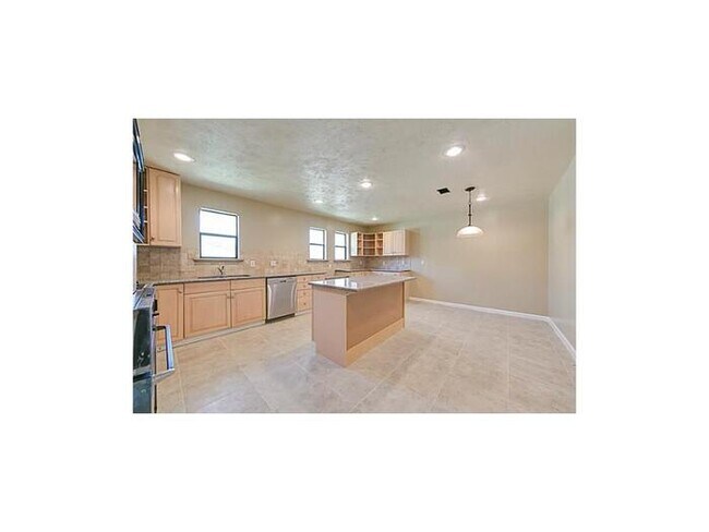 Foto del edificio - 1724 Midcrest Dr