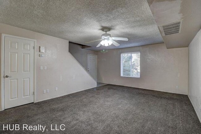 Building Photo - 3 br, 2.5 bath House - 5867 N 59th Dr