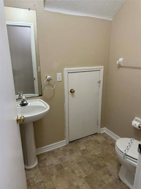 Building Photo - 2113 Fluorshire Dr