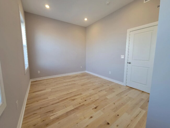 Building Photo - 4426 N 19th St