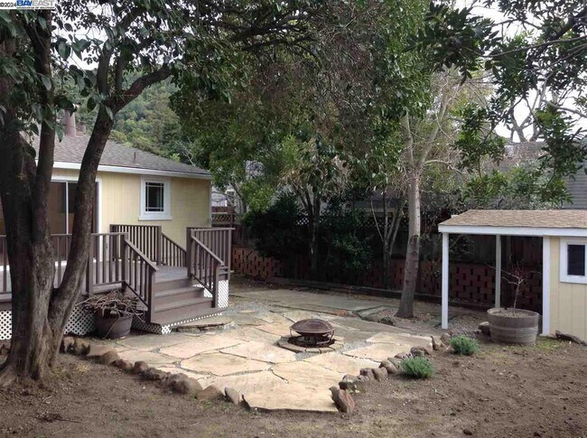 Foto del edificio - 38077 Canyon Heights Dr