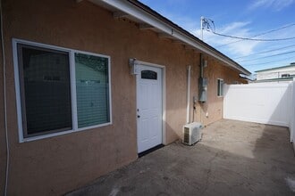 Building Photo - 3627 Harding St