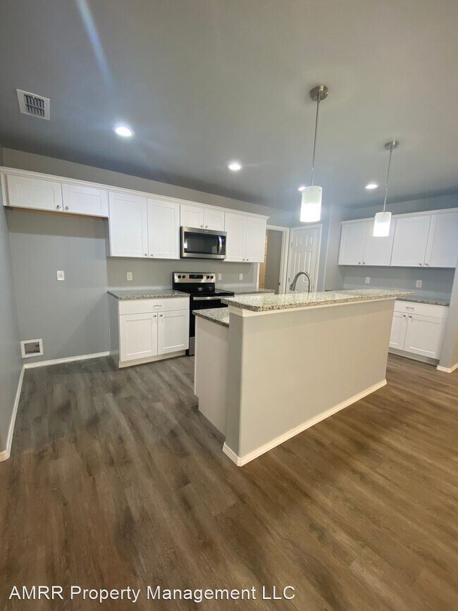 Foto del edificio - 4 br, 2 bath House - 8605 10th Place