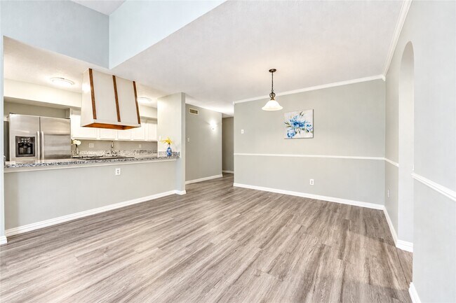 Building Photo - 6741 Tara Dr