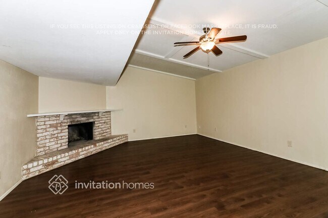 Foto del edificio - 3811 Coltwood Dr